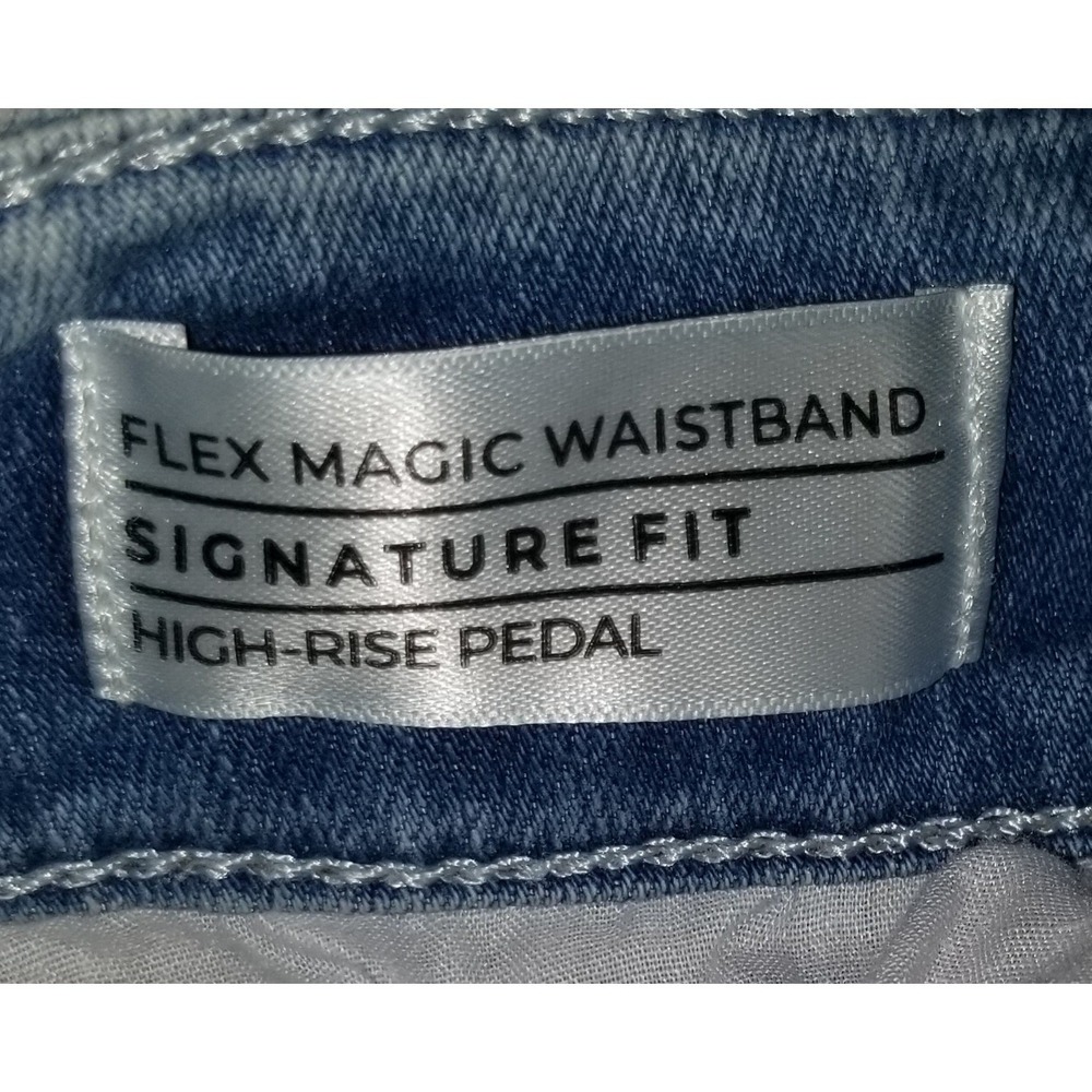 Lane Bryant Pedal Pusher Women 18 Blue Excellent High Rise Flex Magic Waistband - Picture 4 of 5